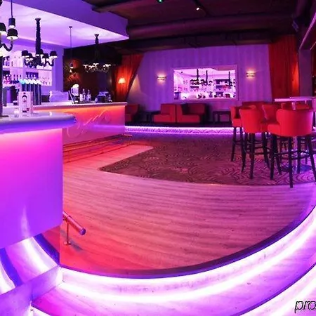 Restaurant Seurahovi 3* פורבו