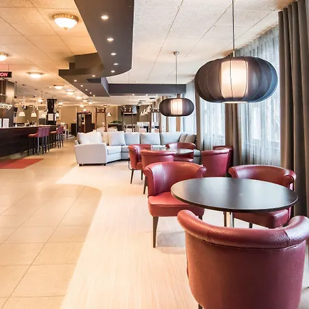 Restaurant Seurahovi 3* פורבו