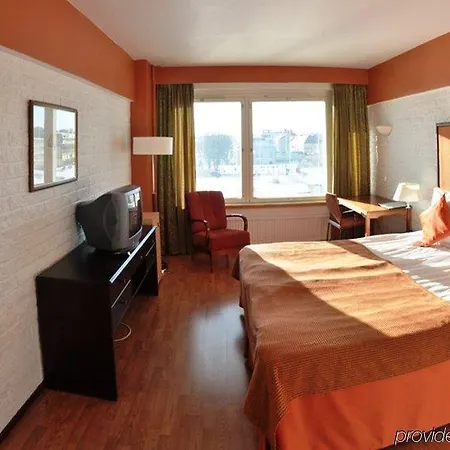 Restaurant Seurahovi מלון 3*