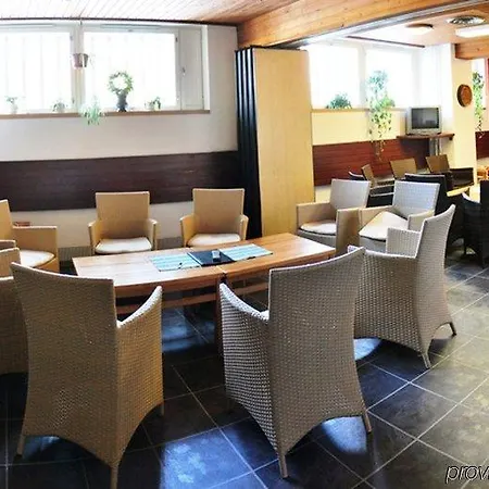 Restaurant Seurahovi 3* פורבו